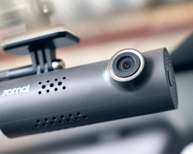 Обзор регистратора 70mai Dash Cam 3 M200 с новым сенсором Sony Starvis 2 IMX 662 и поддержкой HDR / Авто и транспорт / iXBT Live