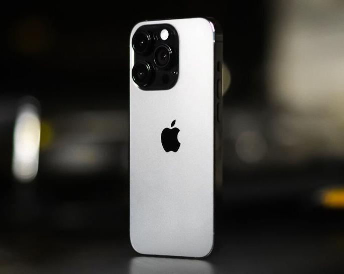 Инсайдер: новые iPhone 16 поступят в магазины 20 сентября / Смартфоны и телефоны / iXBT Live